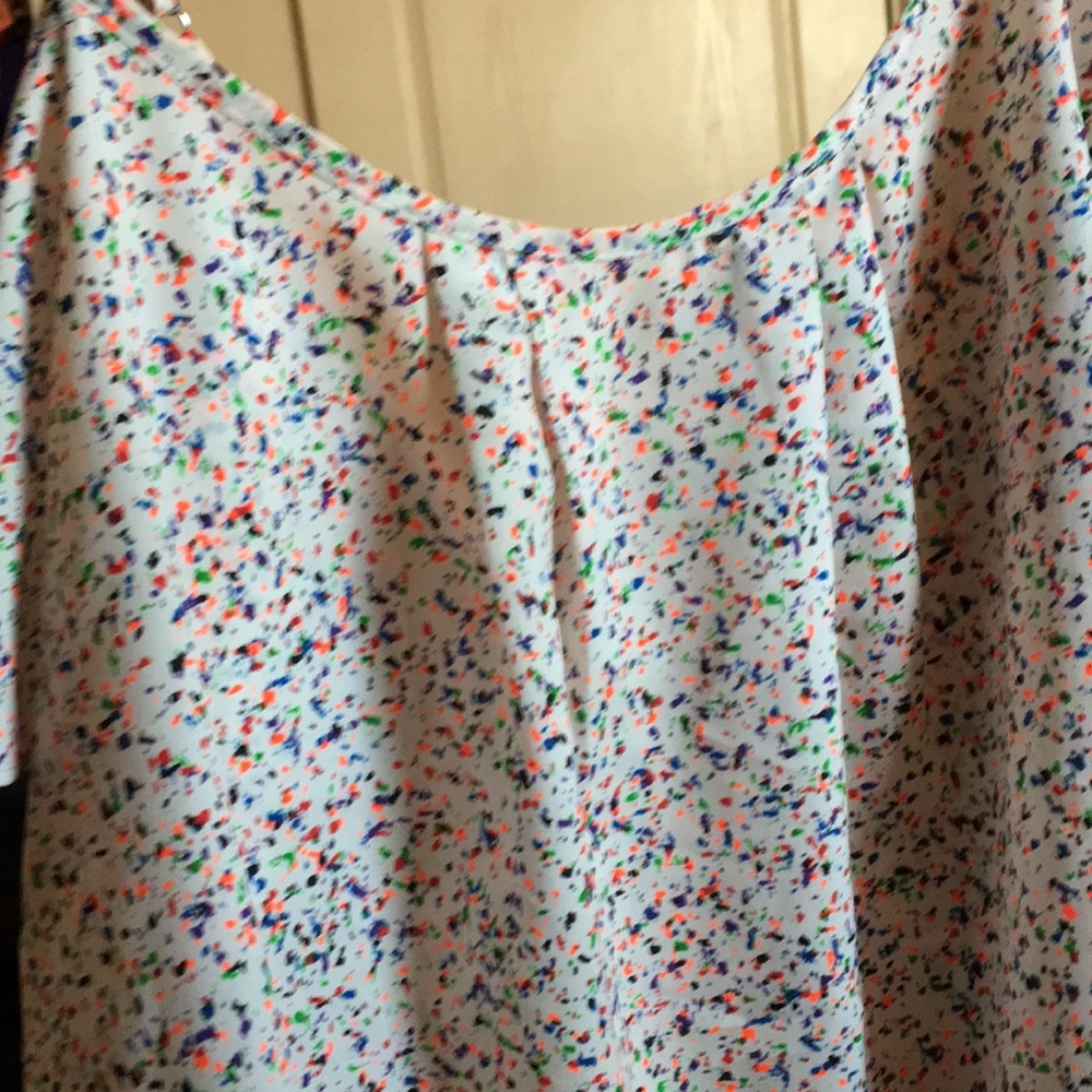 FOREVER 21 SMALL LIKE NEW SPAGHETTI STRAP ADJUSTABLE SHOULDER STRAPS